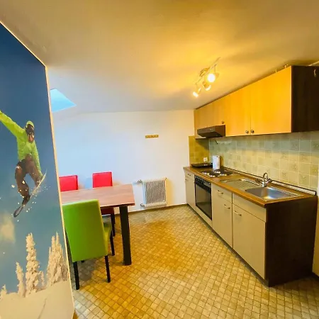 بيت للعطل House Auer - By Four Seasons كابرون